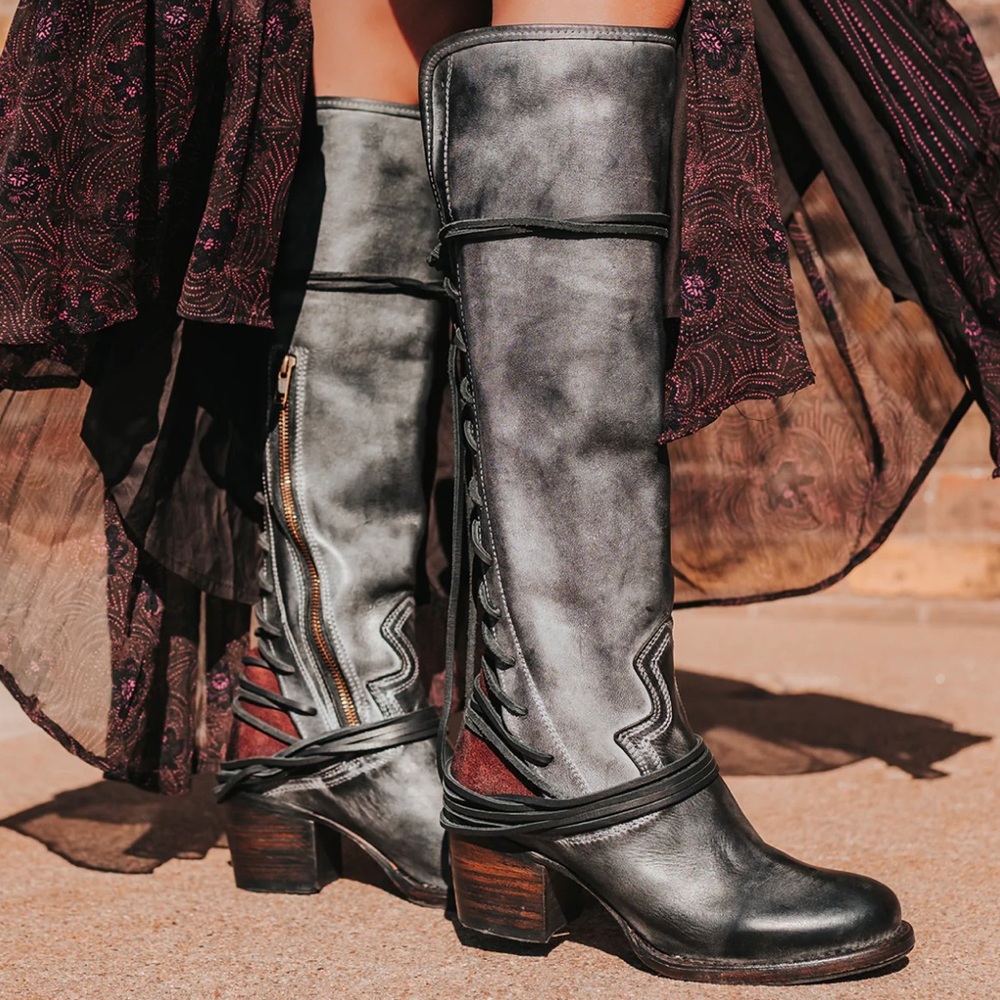 ♥️Freebird♥️ Coal Laceback Boots